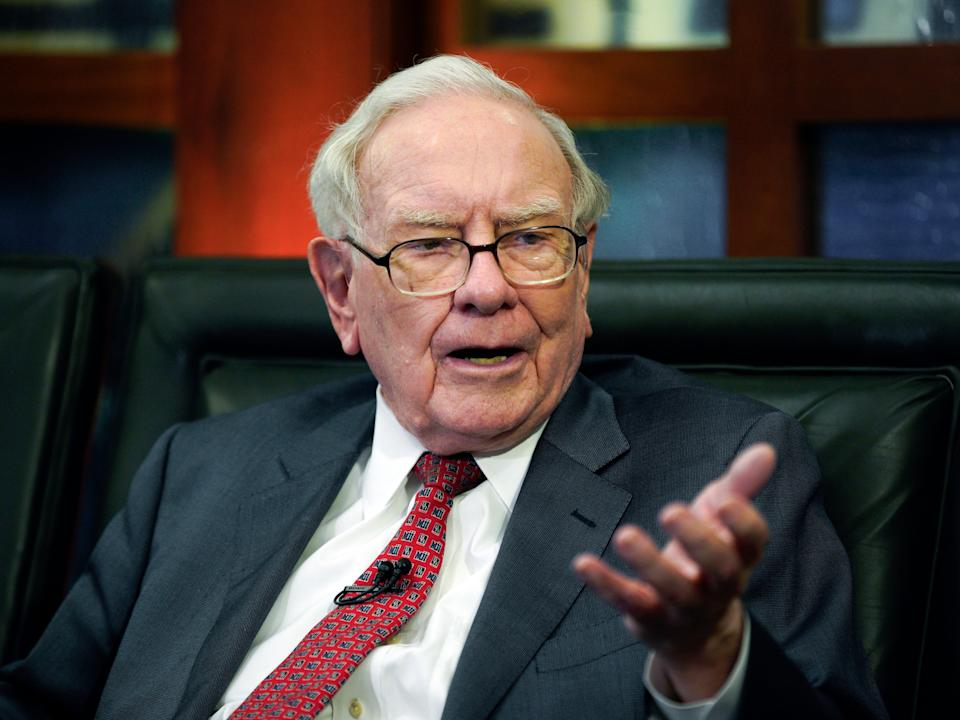 Warren Buffett Surpasses Bill Gates in Wealth Ranking