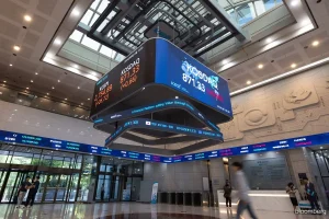 Zombie Stocks: Why Inefficient Companies Are Still in the Financial Market?