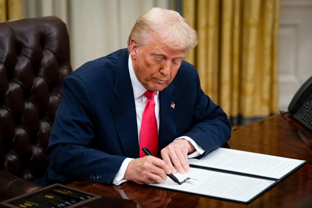 White House Touts Trump’s Tax Bill as Deficit Saver Amid Doubts