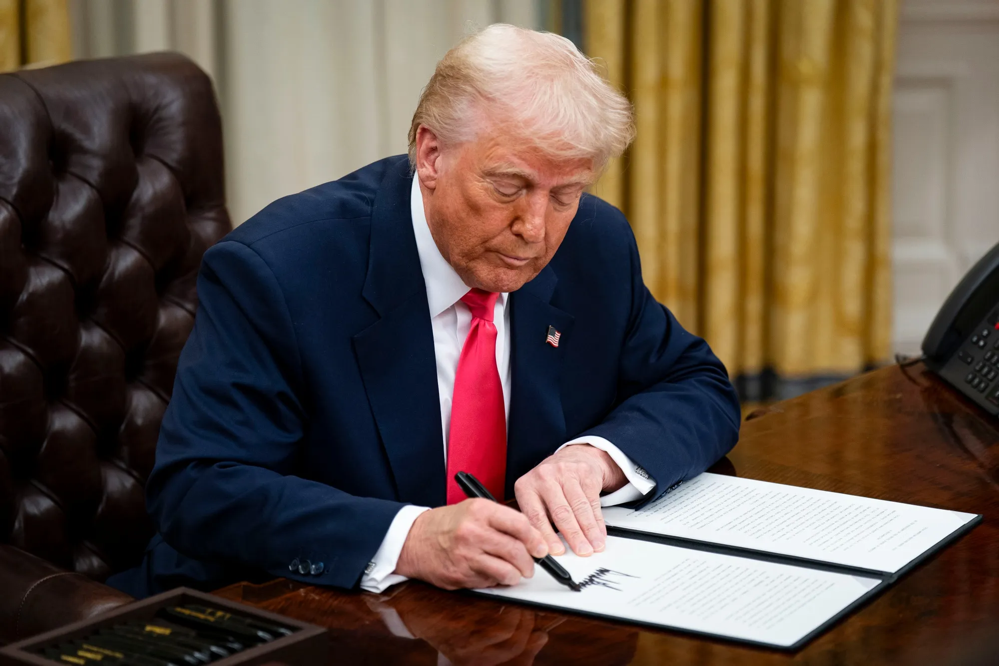 White House Touts Trump’s Tax Bill as Deficit Saver Amid Doubts