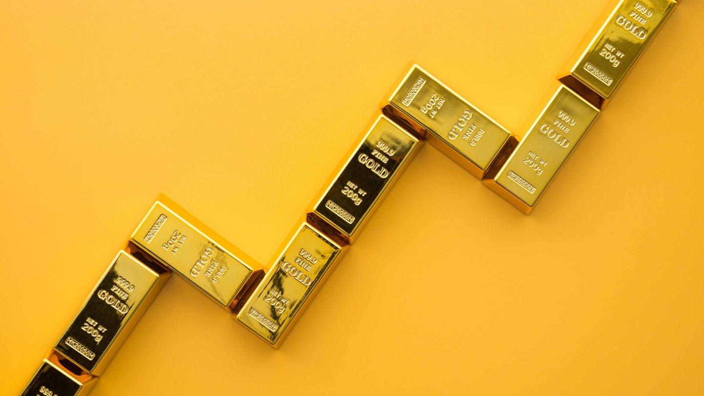 How Long Will the Decline in Global Gold Prices Continue?