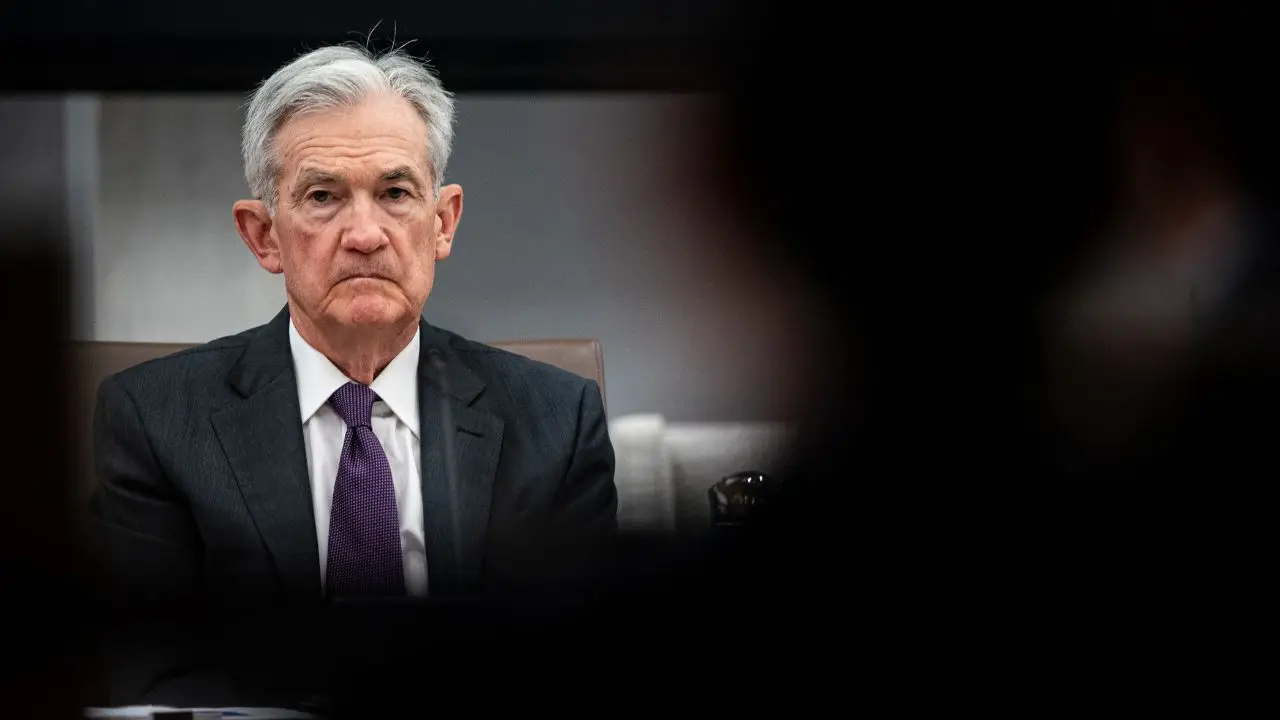 Federal Reserve lawsuit, FOMC public meetings, monetary policy transparency, Azoria Capital, Jerome Powell, Government in the Sunshine Act, forex volatility, crypto market impact, USD risk, Trump administration, iXDeep analysis